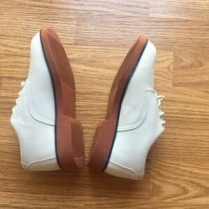 Jumping Yack leather shoes